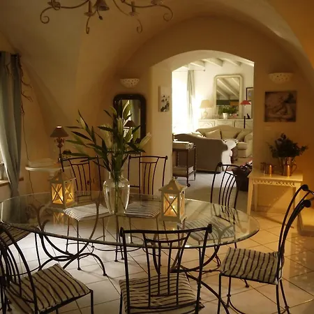 Le Clos De L'ambre